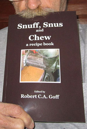 Book20230501_6951_SnuffSnusAndChew_300_72dpi.jpg