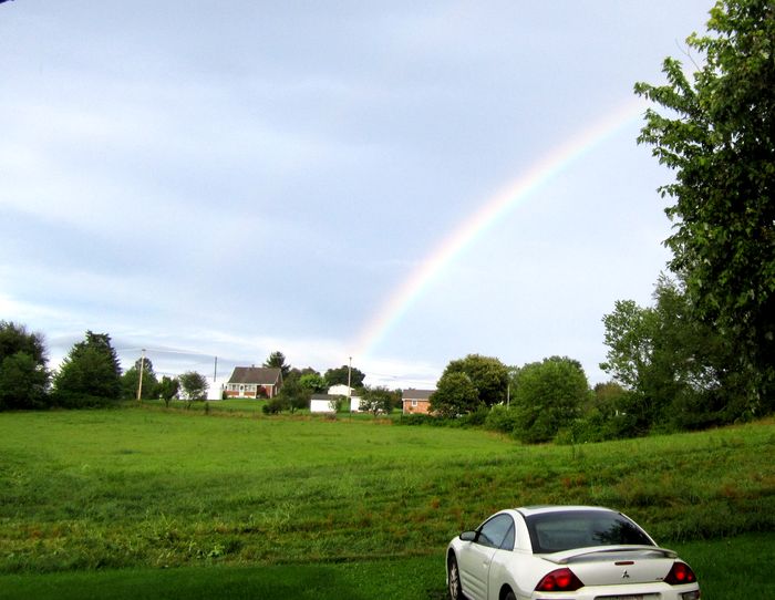Garden20250812_7651_rainbow_fromPorch_700.jpg