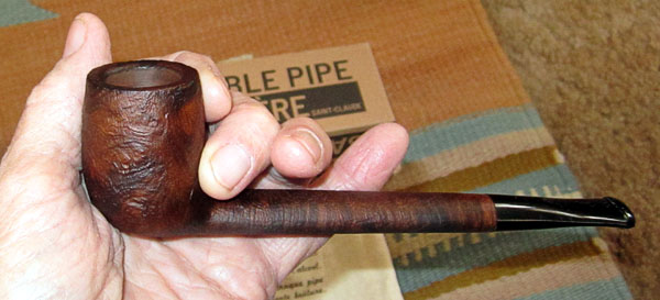 Garden20220121_6197_pipe_RoppCanadienne_inHand_600.jpg